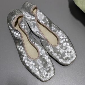 Vintage Silver woven Ballet Flats